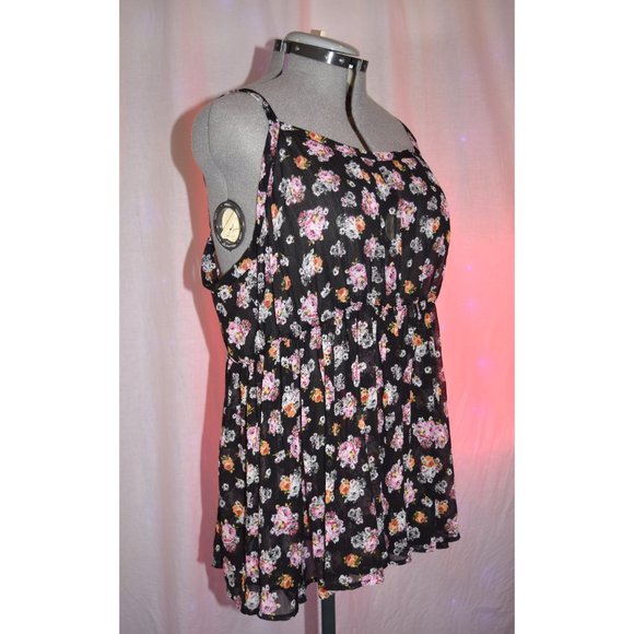Torrid Floral Babydoll Tank size 3 - Picture 2 of 7